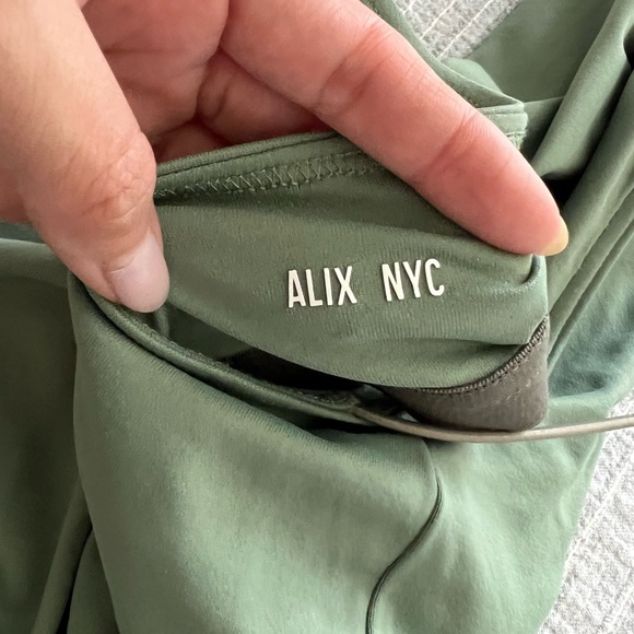 Bates bodysuit - Picture 2 of 7